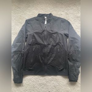 Lululemon Run On Jacket Black Size 6